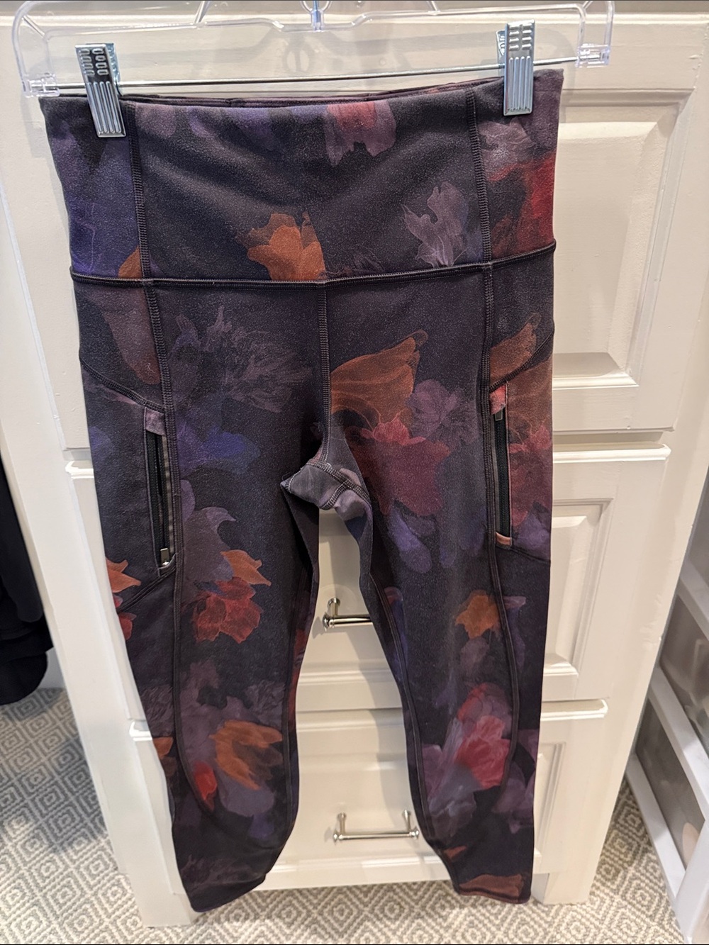 Athleta Ranier printed tight fleeced size Small